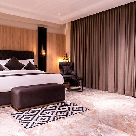 Alpine Hotel And Villas Дармсала Екстер'єр фото